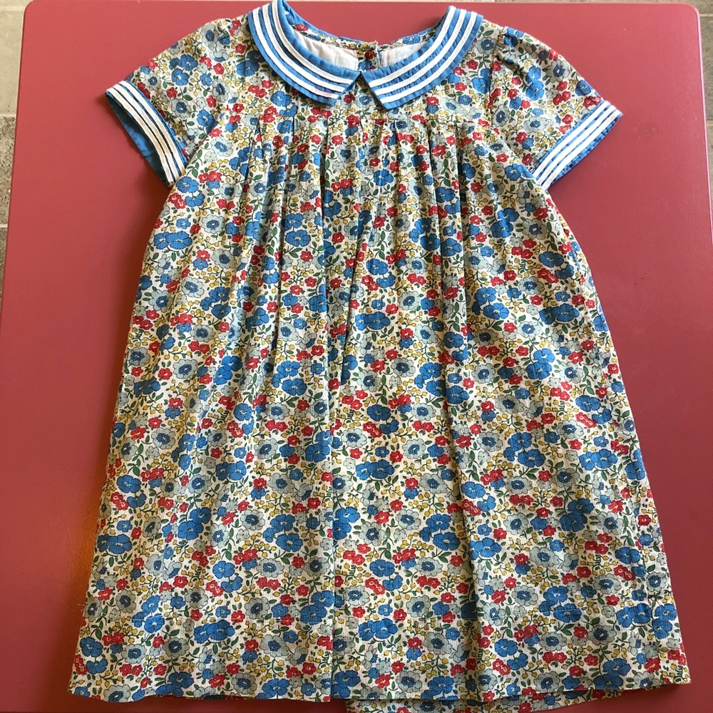 Mini Boden floral dress 🌸